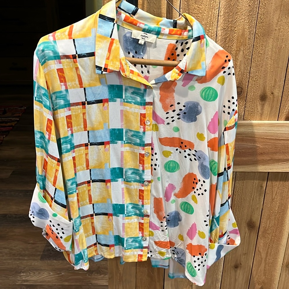 Entro top, size Large but roomy
